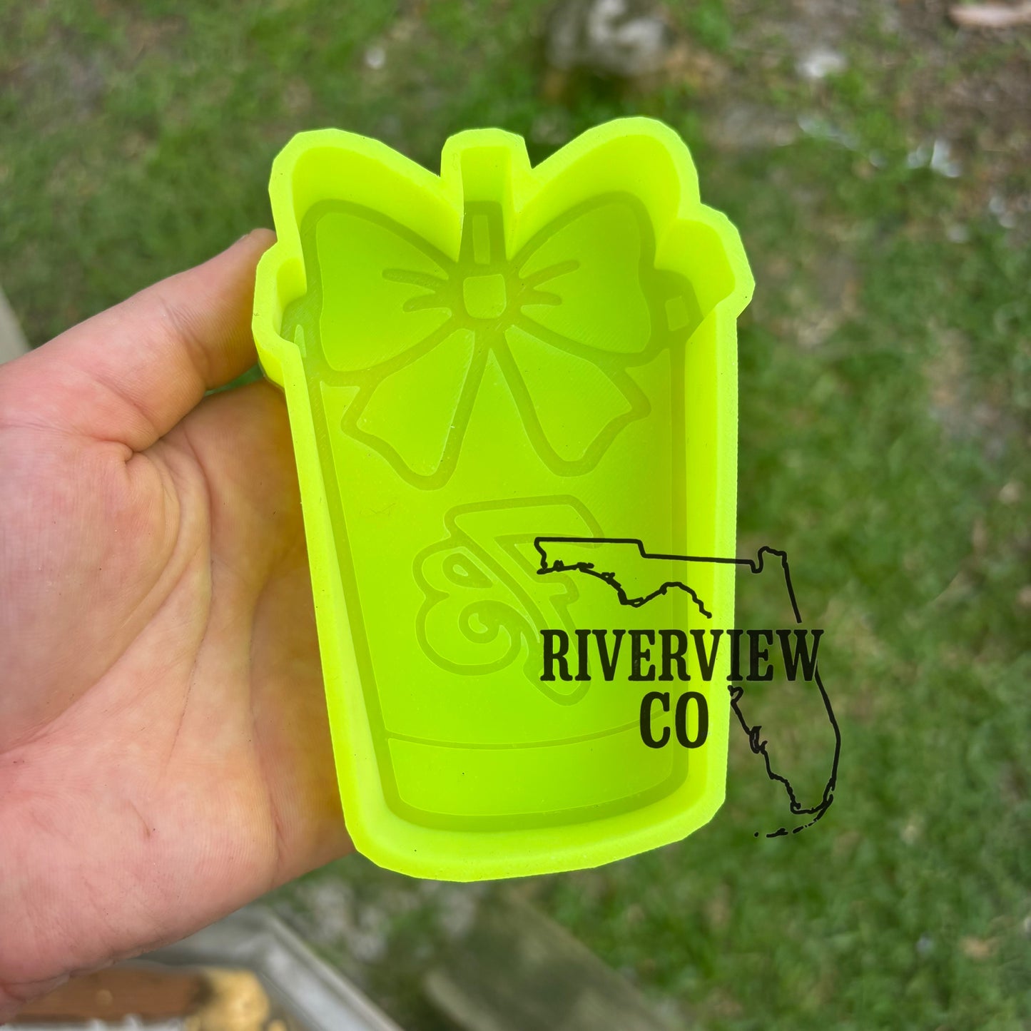 NEW UPDATED brews iced coffee Togo cup with cute girly bow car freshie mold !