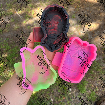 Blank iced coffee Togo cup with cute girly bow car freshie mold ! perfect to add a little circle cardstock photo to !