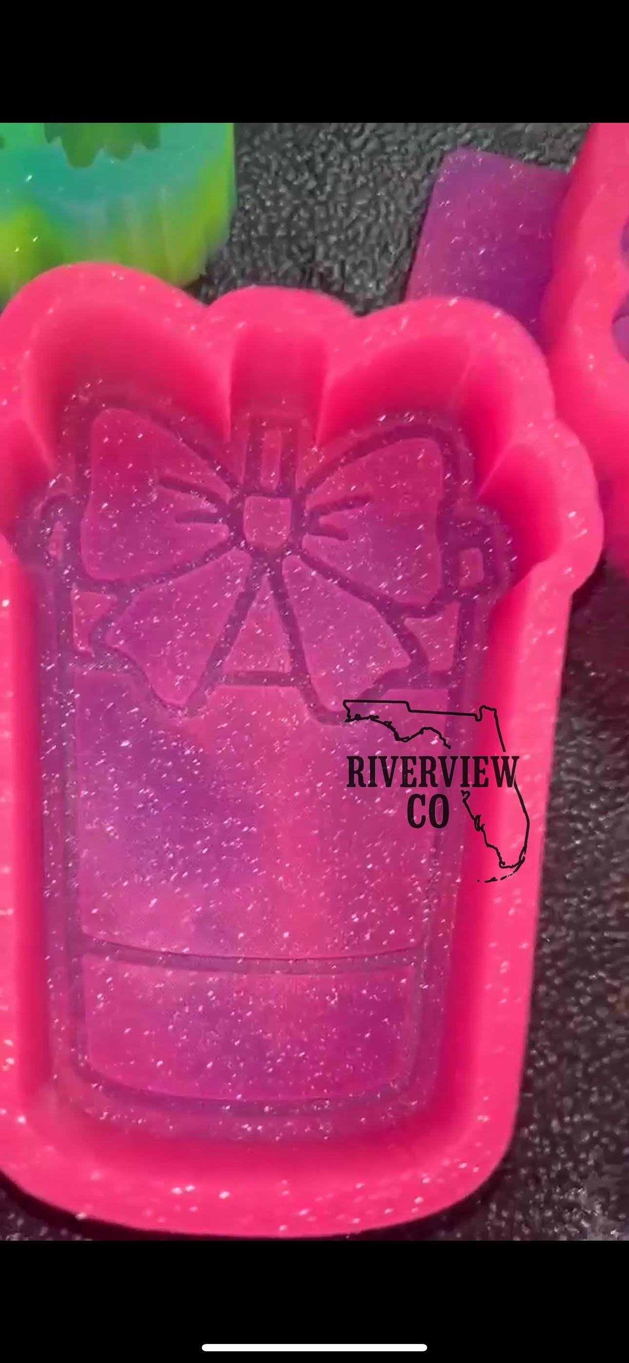 Blank iced coffee Togo cup with cute girly bow car freshie mold ! perfect to add a little circle cardstock photo to !